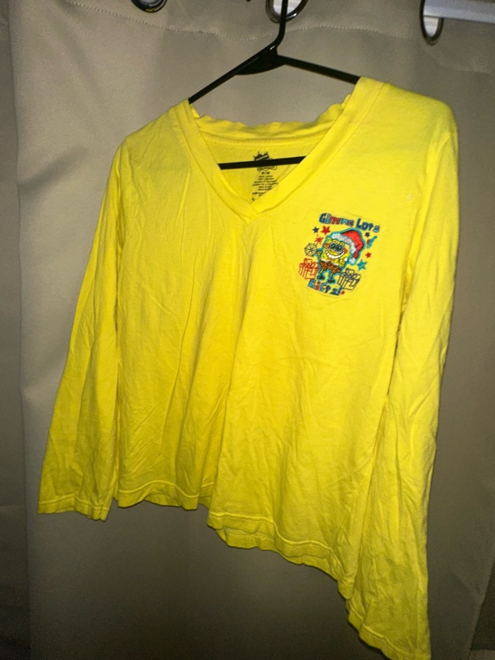 Nickelodeon SpongeBob SquarePants long sleeve v-neck t-shirt women’s size medium